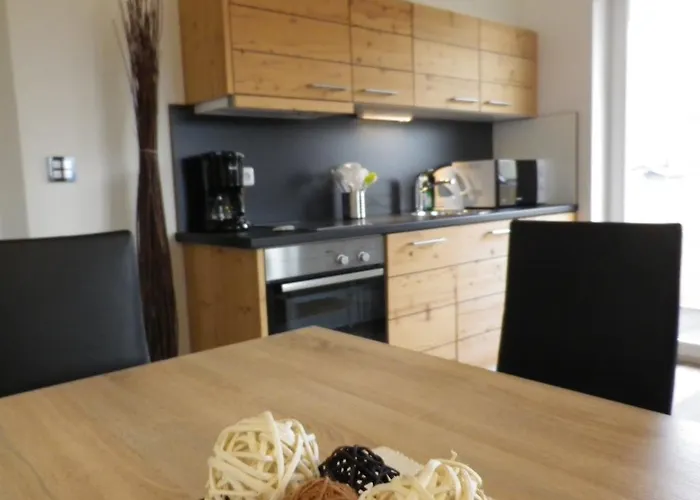 Haus 4 Holidays Апартаменты *