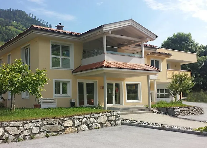 Апартаменты Haus 4 Holidays *